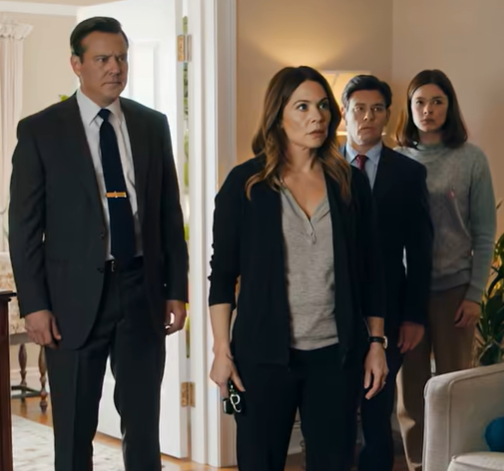 När Min Pappa Såg Mig På Tunnelbanan Med Mina Barn, Frågade Han, “Varför Använder Du Inte Bilen Jag Gav Dig?” Jag Sa Till Honom Att Min Man Och Hans Systerdöttrar Tog Min Bil Och Hotade Mig. Han Sa Bara, “Oroa Dig Inte…”