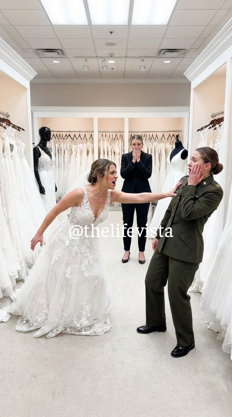 Min syster slog mig framför alla på hennes 20 000 dollar dyra klänningsprovning—den jag betalade för. Hon skrek att jag höll på att ‘förstöra hennes ögonblick’. Jag skrek inte tillbaka. Jag gick bara ut och avböjde kreditkortet. När hon kom till tårttestningen hölls hennes bröllop för 500 000 dollar avbokat salong för salong. Glad bröllopsdag, syster.