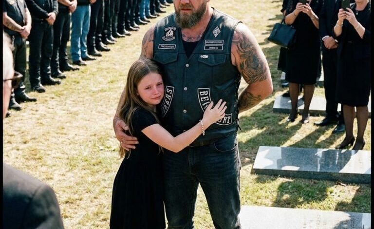 Den lilla flickan som vägrade släppa en motorcyklist vid kyrkogården — och varför 50 ryttare blev tysta