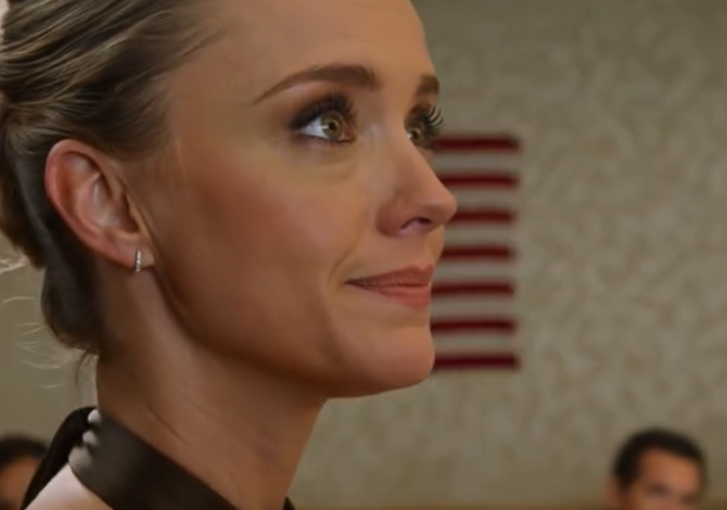 Juhlasalissa Isäni Hylkäsi Minun Työni Mississaugassa ja Kehui Siskoni Tulevaisuutta Huippuoikeudessa. Seuraavana Yönä, Morsiamen Setä Pyysi Jordan Reevesiä Nimeltä, Ja Isäni Kuuli SEN, Mikä Hänet Hylkäsi