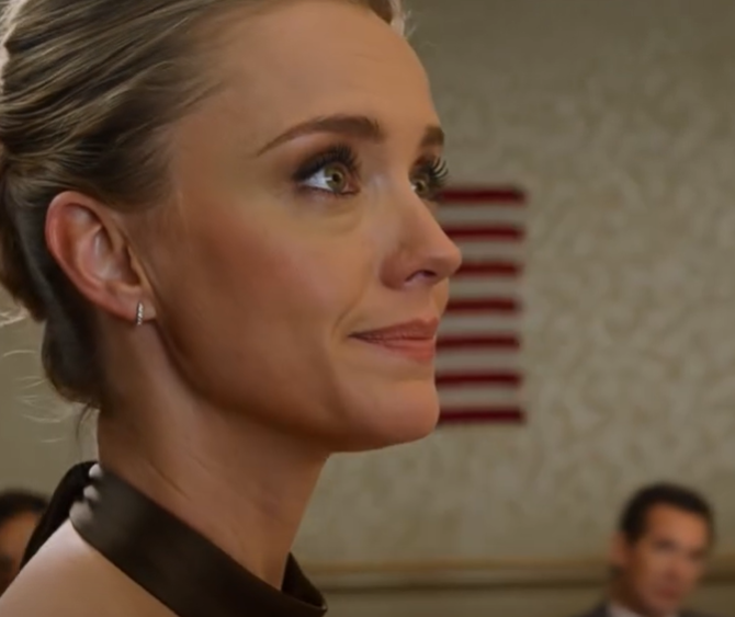 Juhlasalissa Isäni Hylkäsi Minun Työni Mississaugassa ja Kehui Siskoni Tulevaisuutta Huippuoikeudessa. Seuraavana Yönä, Morsiamen Setä Pyysi Jordan Reevesiä Nimeltä, Ja Isäni Kuuli SEN, Mikä Hänet Hylkäsi