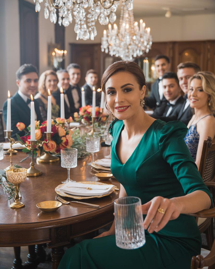 Siskoni antoi pojalleen kutsua minua palvelijaksi illallisella asuessaan isoäidinkartanon tilalla