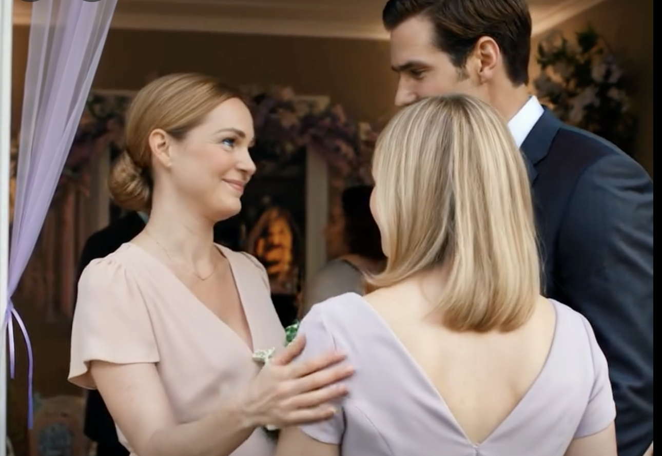 Tudo no Chá de Bebê do Meu Melhor Amigo Parecia Perfeito. Mas Então Meu Marido Se Aproximou E Sussurrou, “Precisamos Ir. Agora.” Fiquei Estupefato. “Por quê? O que Está Acontecendo?” Ele Não Disse Uma Palavra Até Chegarmos ao Carro. Finalmente Se Virou Para Mim E Perguntou, “Você… Realmente Não Viu, Não É?” O QUE ELE DISSE EM SEGUIDA FEZ MEU ESTÔMAGO DESPENCAR.