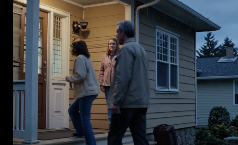 Eu Vivi Sozinha Na Casa Que Minha Falecida Mãe Me Deixou. Então Meu Pai E Sua Nova Família Decidiram Que Era “Grande Demais Para Uma Pessoa”, E Me Disseram Para Sair. Eles Continuaram Insistindo E Insistindo… Até Que Alguém Chamou a Polícia.