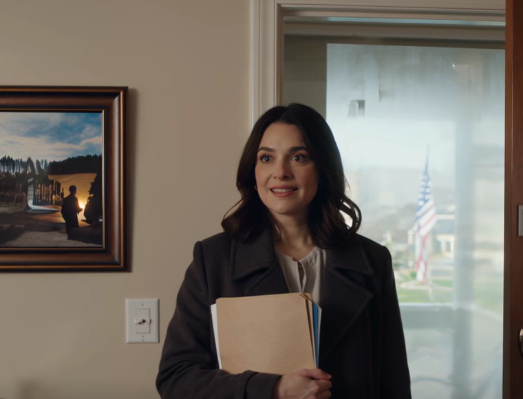 Palasin Notaarilta Tunnen Oloni Erinomainen ja Olen Valmis Kertomaan Aviomiehelleni Ja Äiti-In-Lalleni, Että Isoäidilläni Jätti Minulle 3 Asuntoa Ja Pienen Loman Asunnon. Mutta Kun Saavuin Ovelle, Kuulin Heidän Keskustelevan… Ja Se, Mitä Kuulin, Sai Minut Jäämään Vaiti.