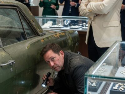 O Carro de $5.000 “Sem Valor” Que Fez a CEO de Leilões Mais Impiedosa de Chicago Se Arrepender de Cada Palavra Que Disse